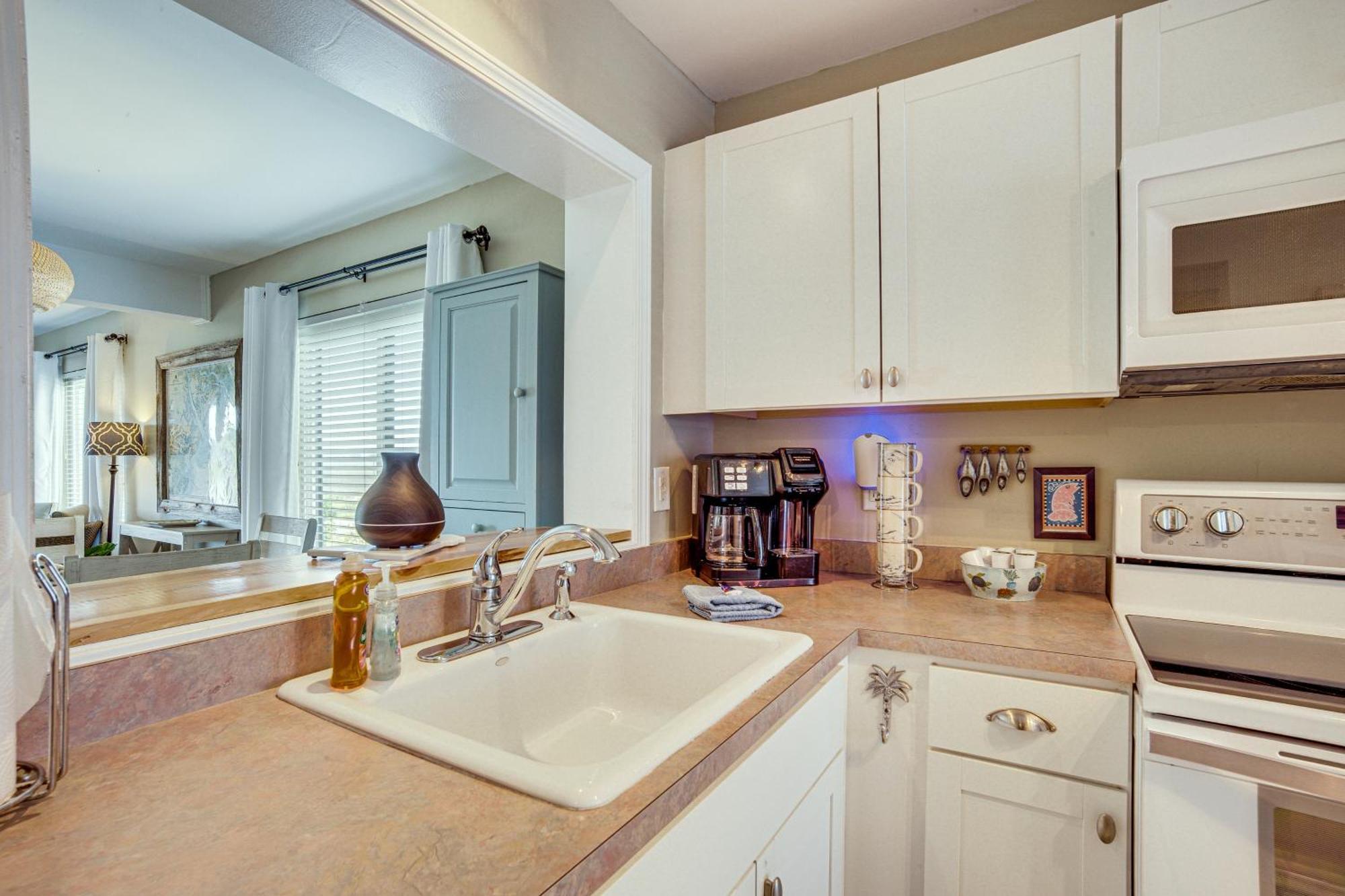 Harbor Island Condo With Deck - Steps To Beach! Oceanmarsh Subdivision 외부 사진
